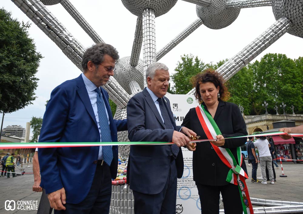 Gian Luca Galleti, Italian Minister of Environment, Land and Sea inaugurates the Atomium in #bologna made of recycled aluminum.