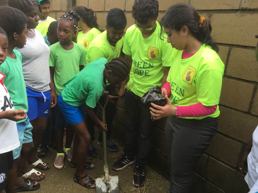 "Maroon" children planted trees in one of Hope's actions in Suriname. Photo Credits: Green Hope