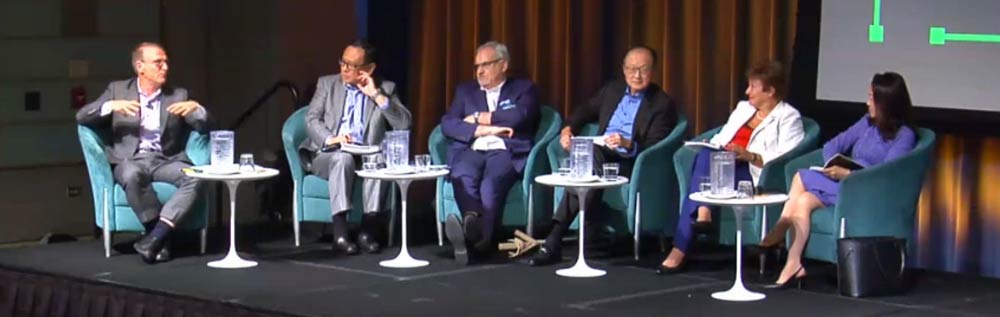 President Jim Yong Kim, World Bank CEO Kristalina Georgieva, IFC CEO Philippe Le Houérou, MIGA CEO Keiko Honda and Managing Director and WBG Chief Administrative Officer Shaolin Yang joined moderator Mark Thompson on the Preston Auditorium stage in Washington, DC