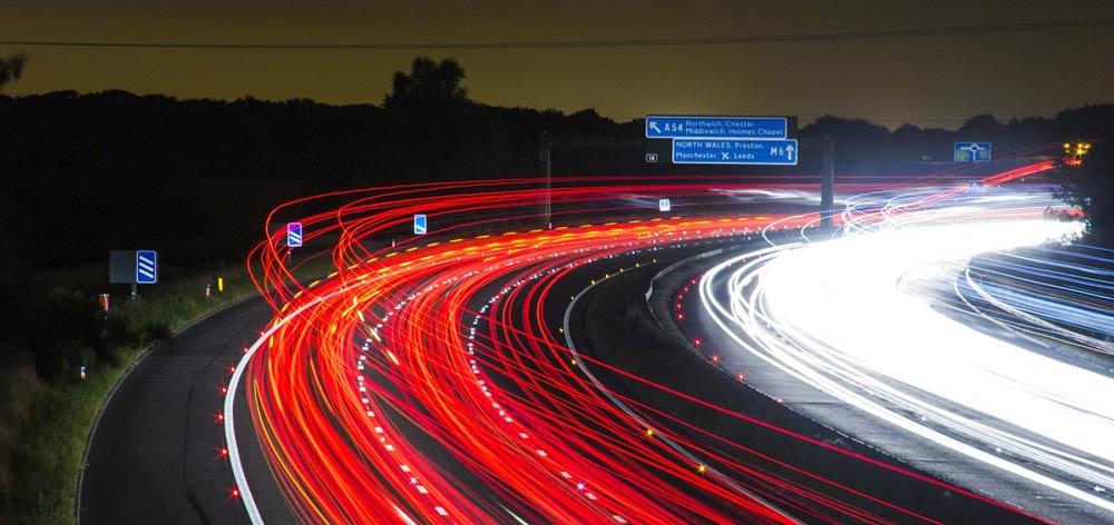 Traffic highway lights night. Credits to Pixabay.com